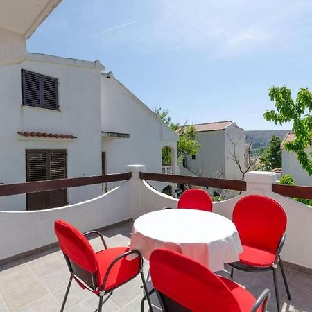 Apartments Spavalo Паг Экстерьер фото
